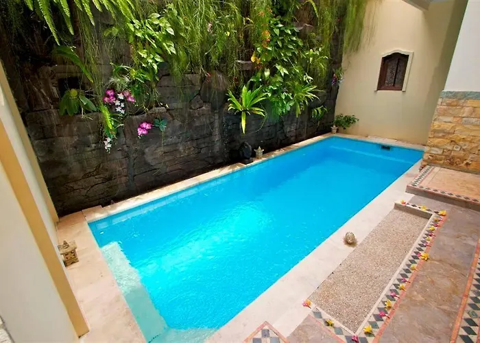 Largest In Royal C1 - Turquoise * Kuta (Bali)